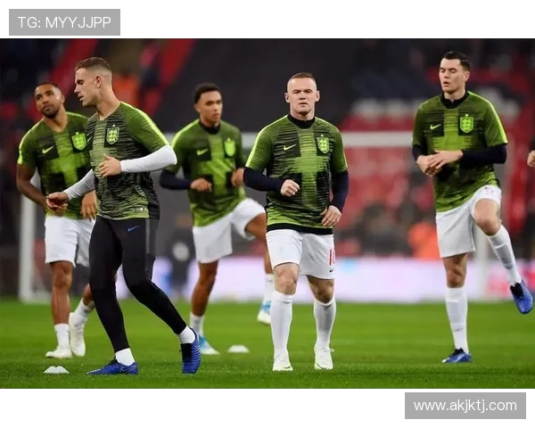 英超球队队服展示：不同品牌与配色设计风格合集